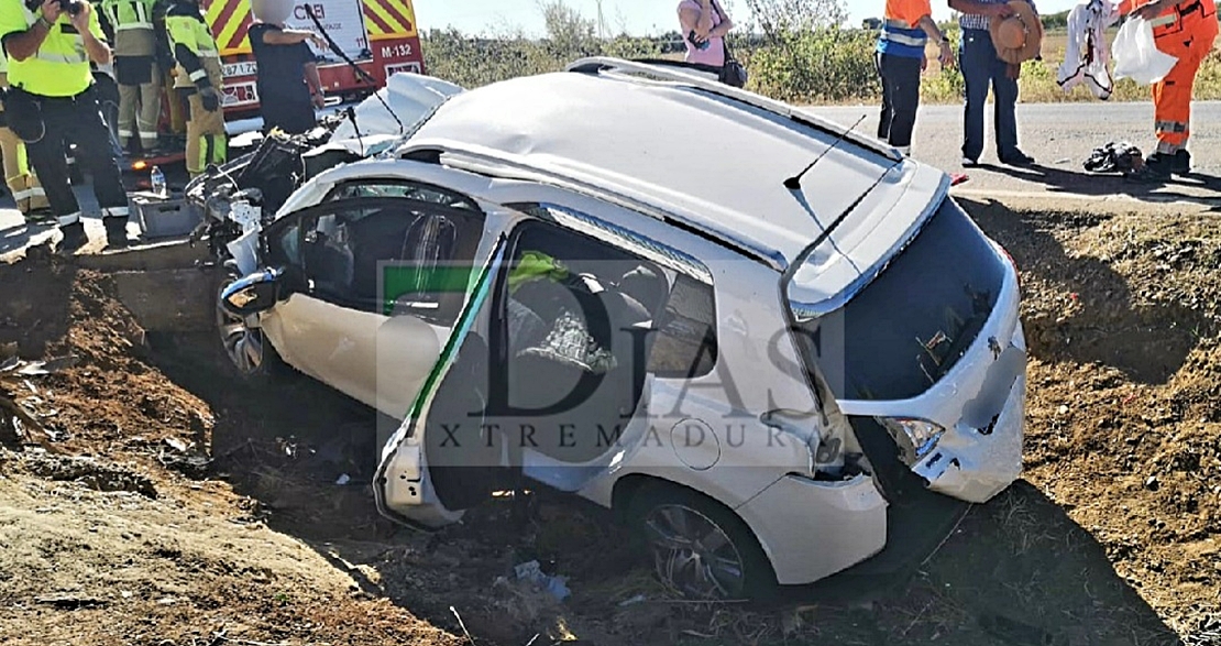 Accidente mortal en la carretera EX-327 (BA)