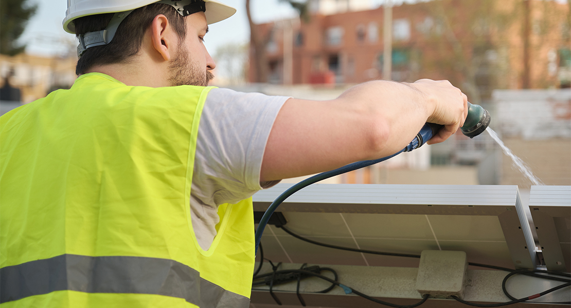 El pleno de la Diputación de Cáceres aprueba instalar fotovoltaicas en seis centros de mayores