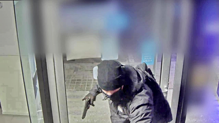 Detenidos dos atracadores que sustrajeron 230.000 euros de sucursales bancarias