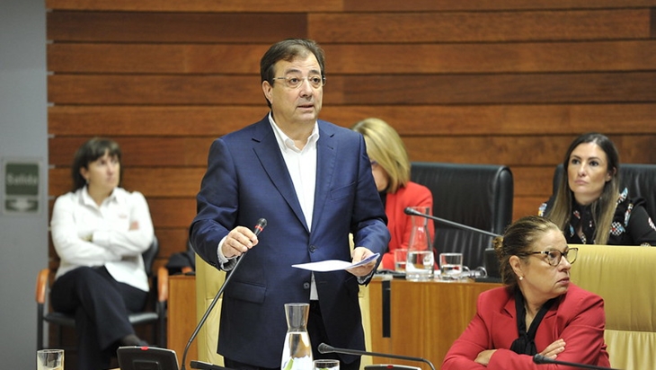 Vara destaca que los presupuestos de Extremadura para 2023 dan certidumbre