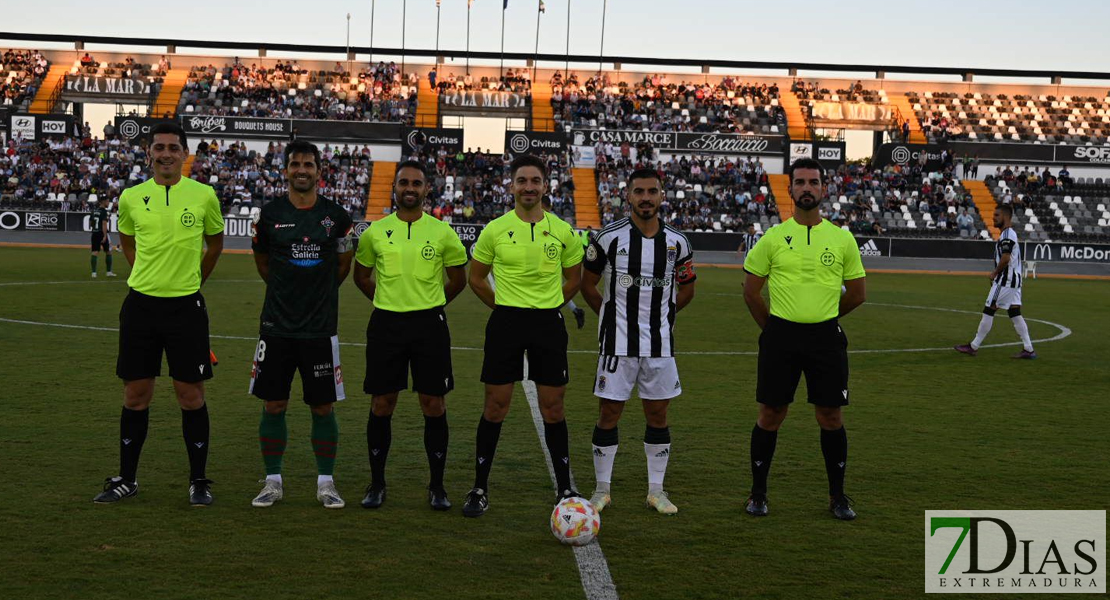 Imágenes del CD. Badajoz 0 - 3 Racing Ferrol