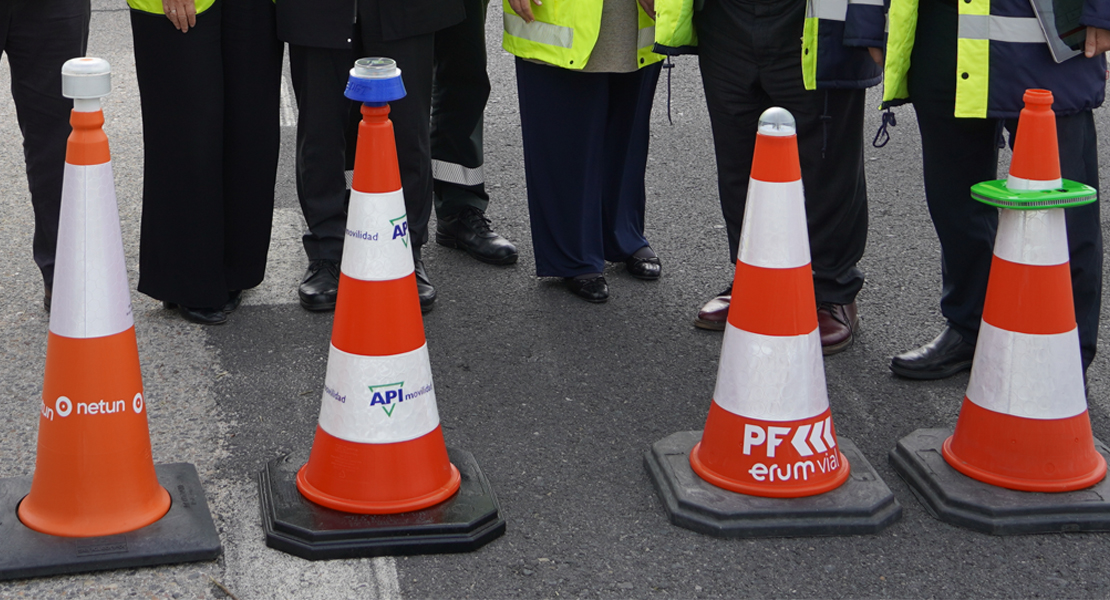 Presentan los nuevos conos que evitarán accidentes en las carreteras