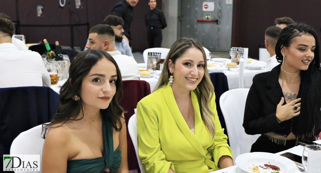 Gran ambiente en la Gala Antifaz de Plata 2022