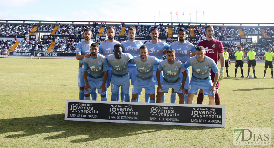 Imágenes del CD. Badajoz 0 - 2 RB. Linense