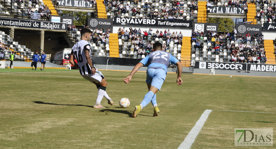 Imágenes del CD. Badajoz 0 - 2 RB. Linense