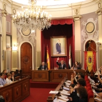 Los políticos deciden que Badajoz siga siendo la única capital de provincia sin bandera