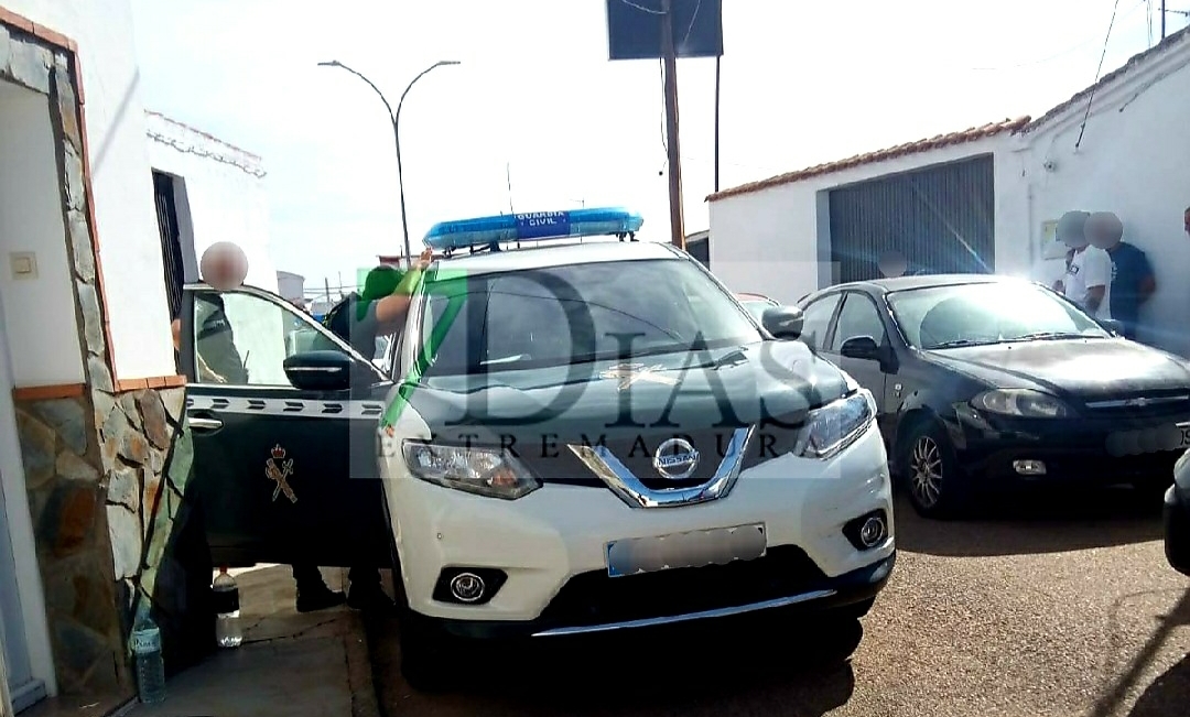 La Guardia Civil pilla in fraganti a un ladrón robando en Gévora (BA)