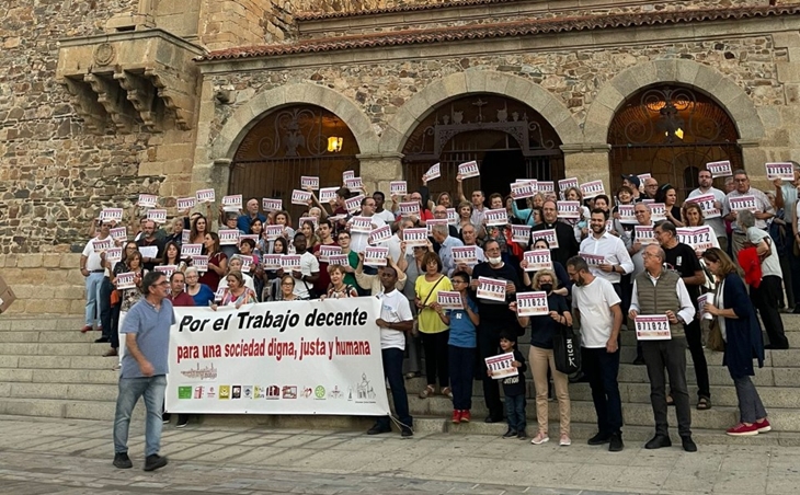 Cáceres reivindica la necesidad de luchar contra la precariedad laboral