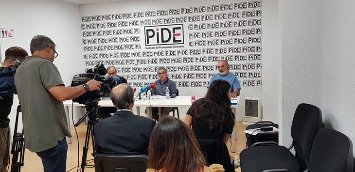 Pide gana una sentencia judicial sobre el pago del complemento de tutoría de bachillerato