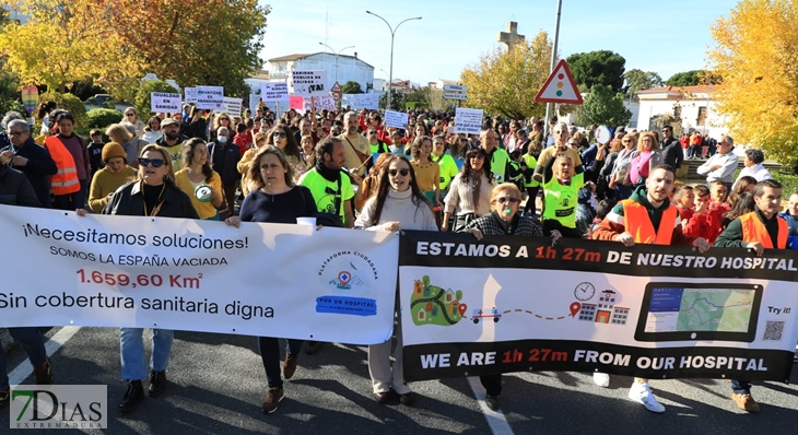 Nueva manifestación en Valencia de Alcántara: “Vergeles escucha el pueblo está en la lucha”