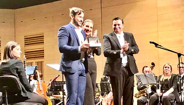 Cáceres recibe la Batuta de Honor de la Banda Sinfónica Provincial