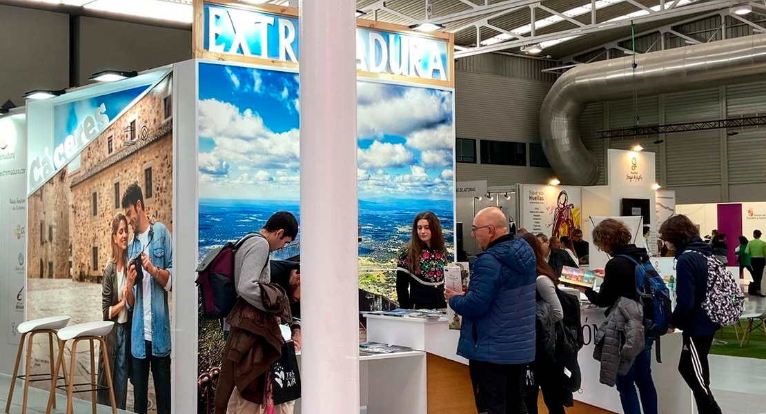 Extremadura presenta el nuevo corredor de ecoturismo que la unirá con Salamanca