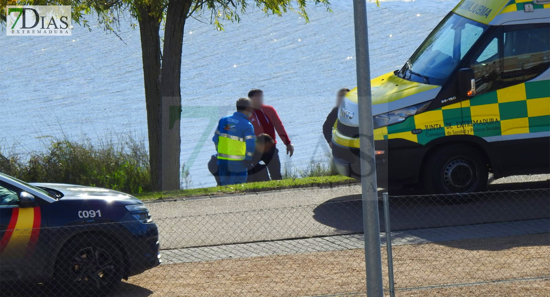 Un joven desorientado acaba en el río Guadiana