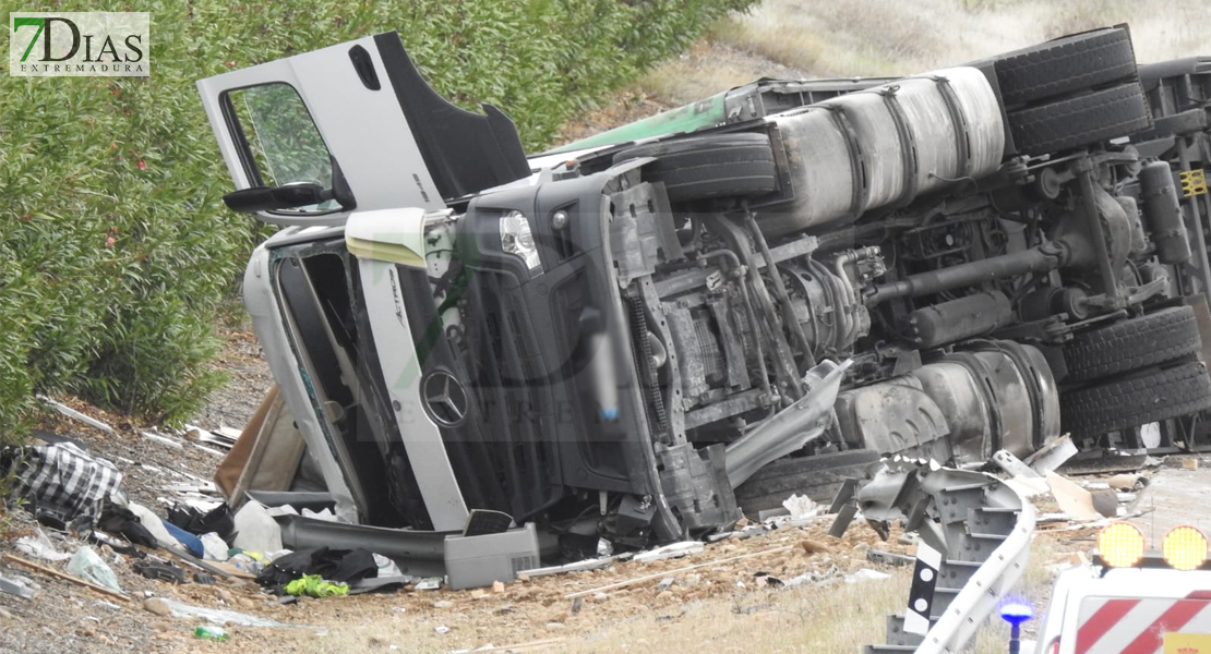 Un accidente provoca retenciones en la A-5