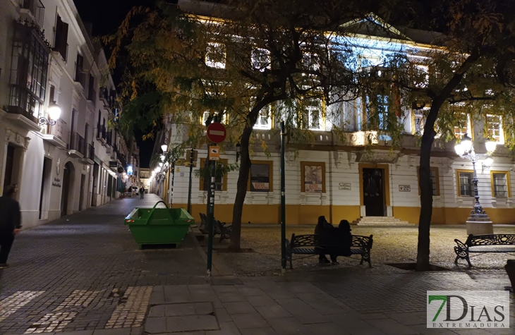 La iluminación navideña no llega al Casco Antiguo