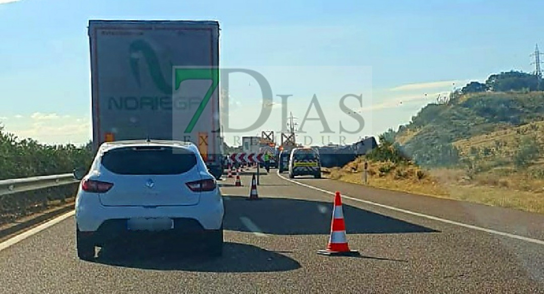 Retenciones en la A-66 por un accidente de tráfico