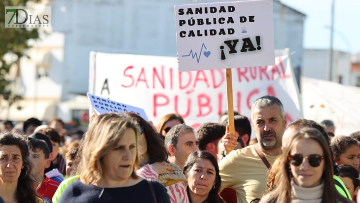 Nueva manifestación en Valencia de Alcántara: “Vergeles escucha el pueblo está en la lucha”