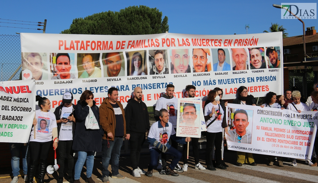 &quot;No tengo miedo a las amenazas: mi hermano murió como un perro en la prisión de Badajoz&quot;