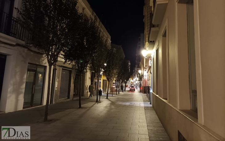 La iluminación navideña no llega al Casco Antiguo