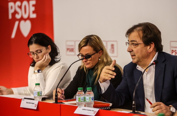 El PSOE se conjura para ganar las elecciones en Extremadura