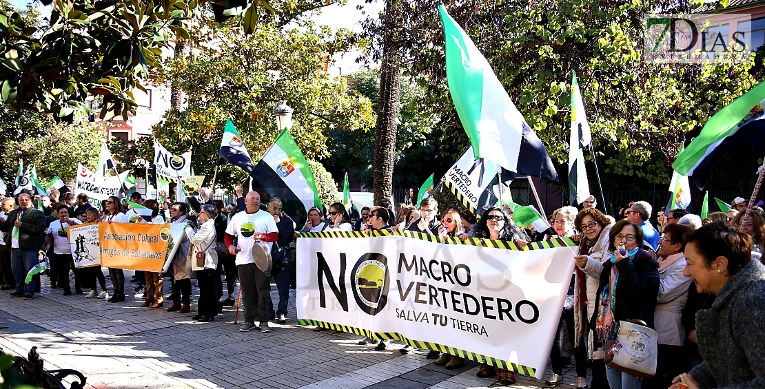 Salva Tu Tierra: “Fernández Vara muestra un absoluto desprecio”