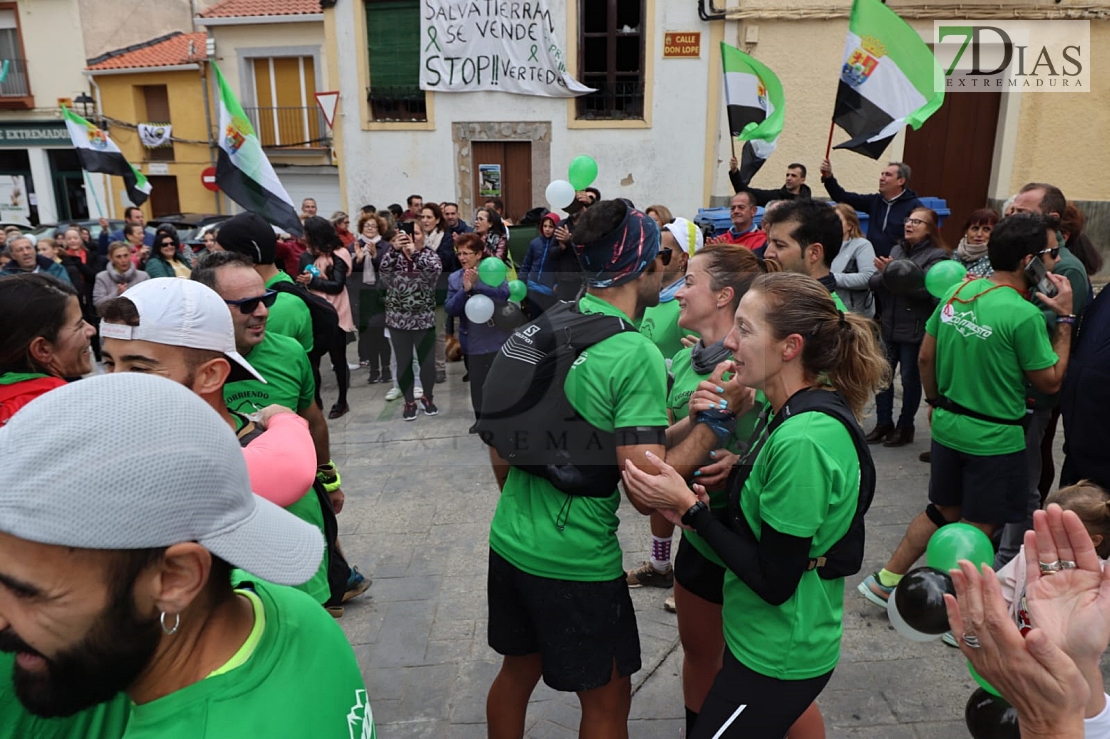 70 km corriendo desde Mérida para apoyar la lucha contra el macrovertedero en Salvatierra