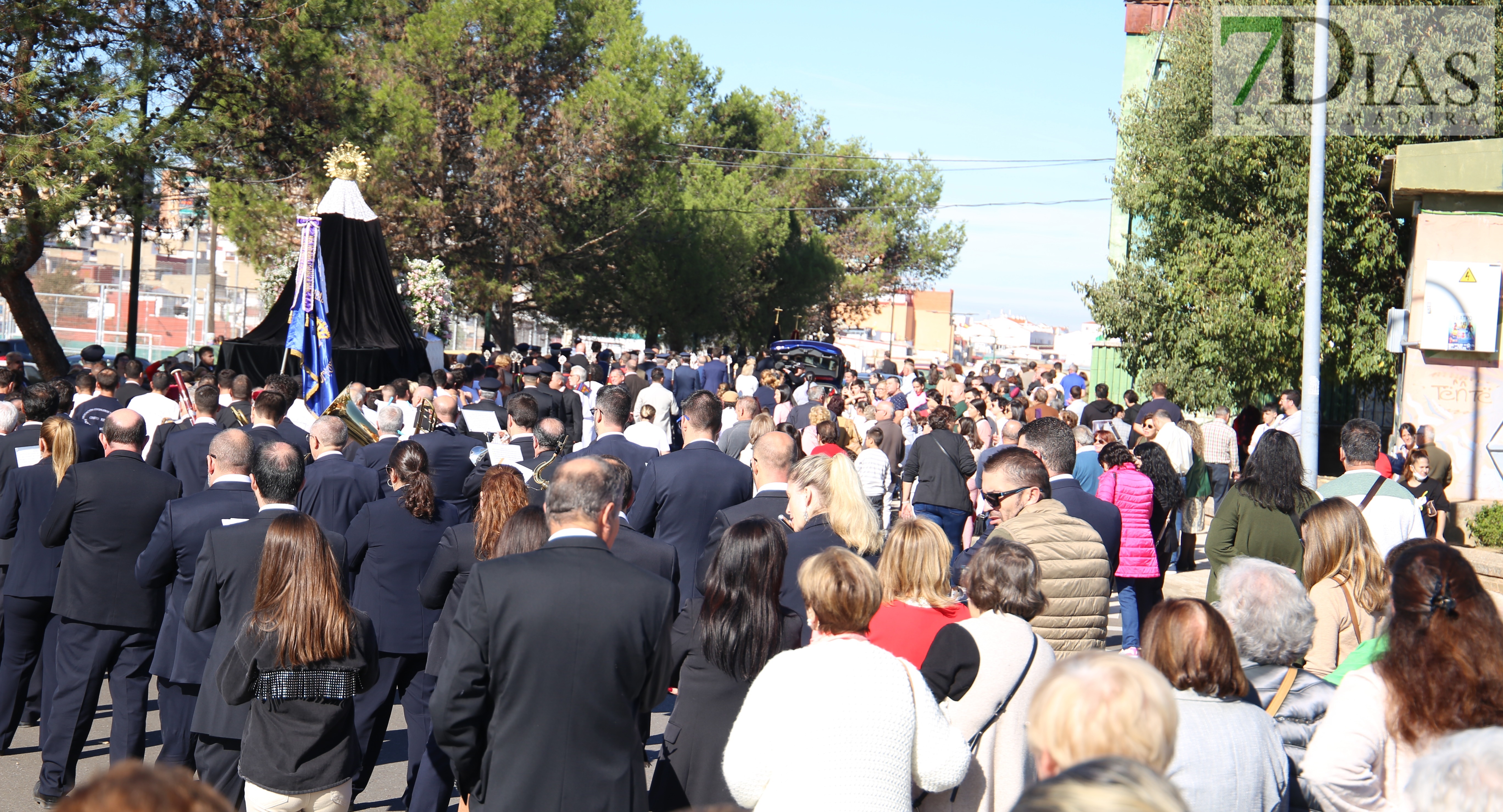 Sentimientos a flor de piel en el acto conmemorativo del 25 aniversario de riada en Badajoz