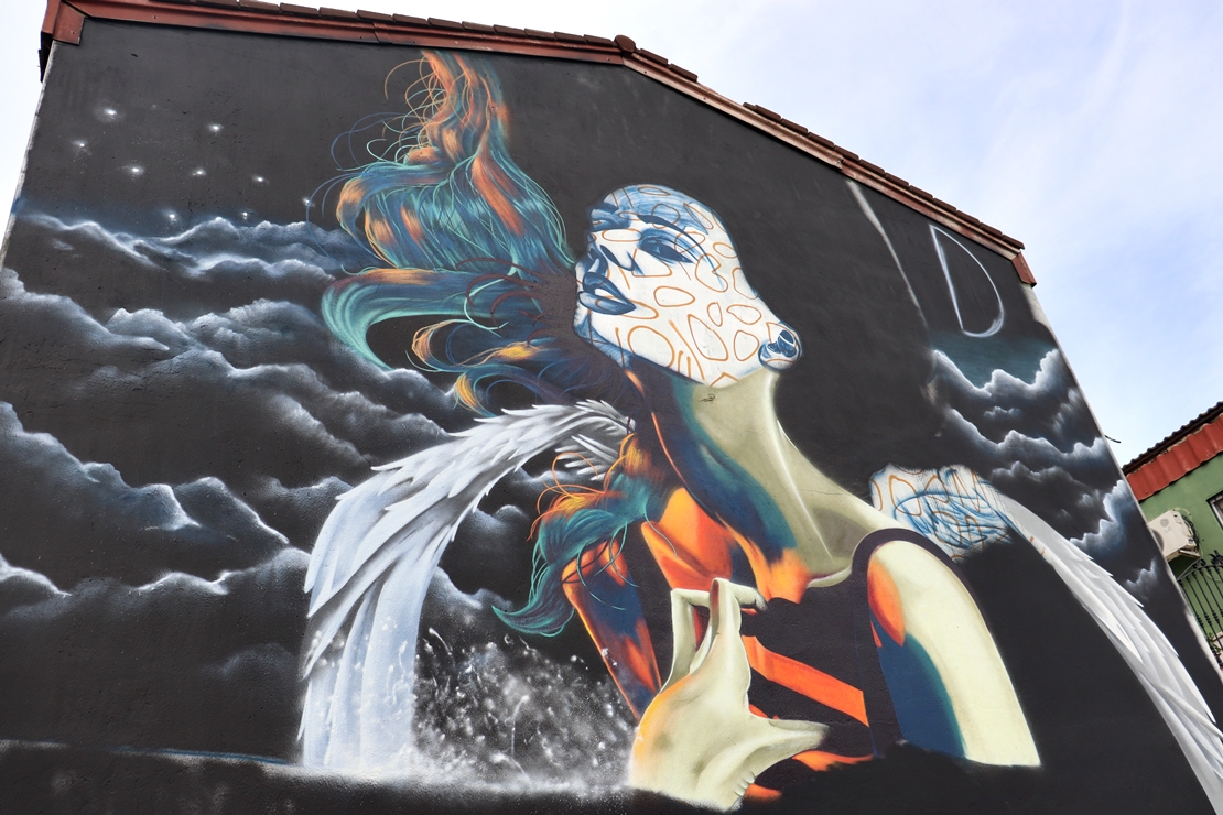 Un gran mural recuerda a todas las víctimas de la Riada del 97 en Badajoz