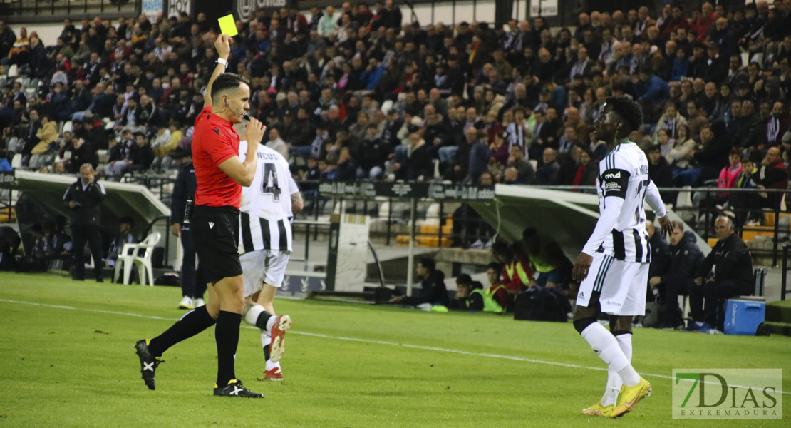 Imágenes del CD. Badajoz 2 - 4 Córdoba CF