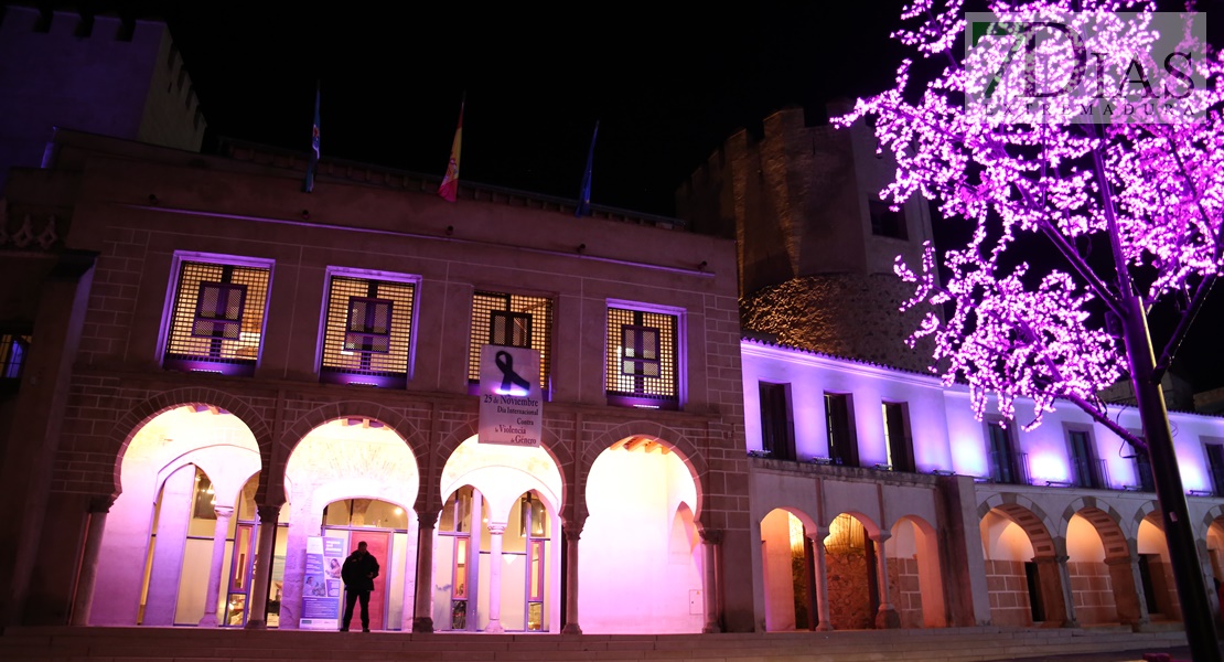 REPOR: Badajoz ilumina su navidad