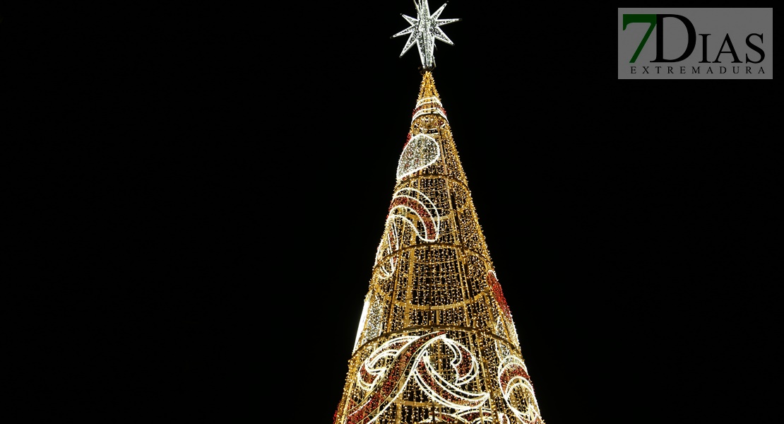 REPOR: Badajoz ilumina su navidad