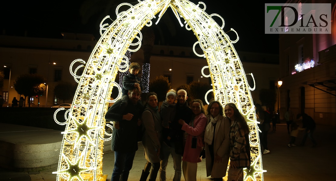 REPOR: Badajoz ilumina su navidad