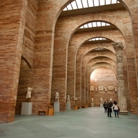 El PP pregunta por la gestión y costes del acto de Yolanda Díaz en el Museo Romano de Mérida