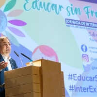 Vara: “Vivimos momentos difíciles y debemos educar a nuestros hijos para un mundo diferente”