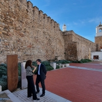 Las últimas obras dejan ver el lienzo de la muralla jerezana