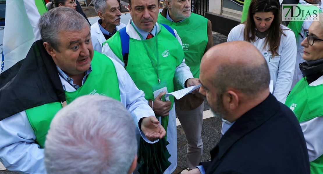 SIMEX: “El problema no es sanitario, el problema es que sin médicos no hay sanidad”