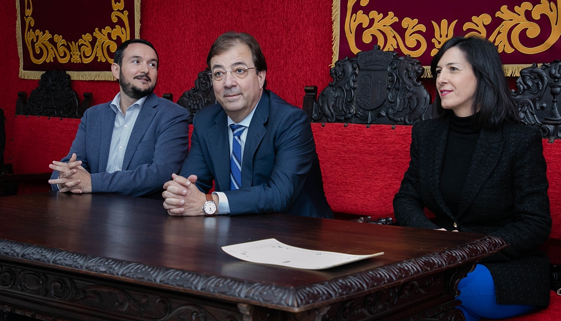 Vara dice que trabaja para que los jóvenes extremeños dejen de marcharse