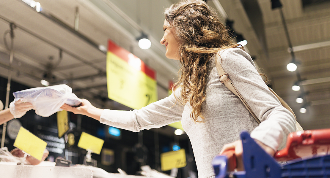 El Gobierno suprime el IVA de los alimentos básicos durante seis meses