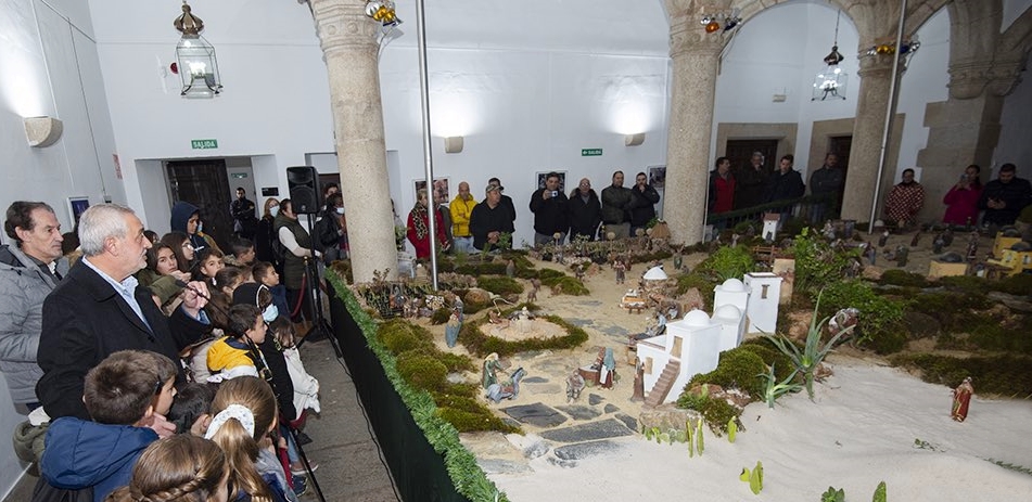 Abre el Belén Monumental de la Diputación de Cáceres