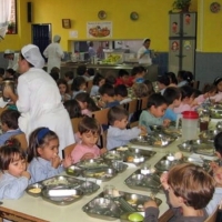 Piden la universalización de los comedores escolares gratuitos y que se extienda a Secundaria