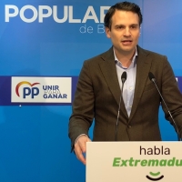 Abel Bautista: “Vara pide ilusión a los extremeños a cambio de maquetas”