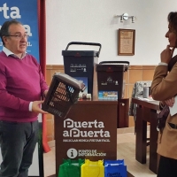 Una localidad extremeña primera en poner en marcha el sistema puerta a puerta