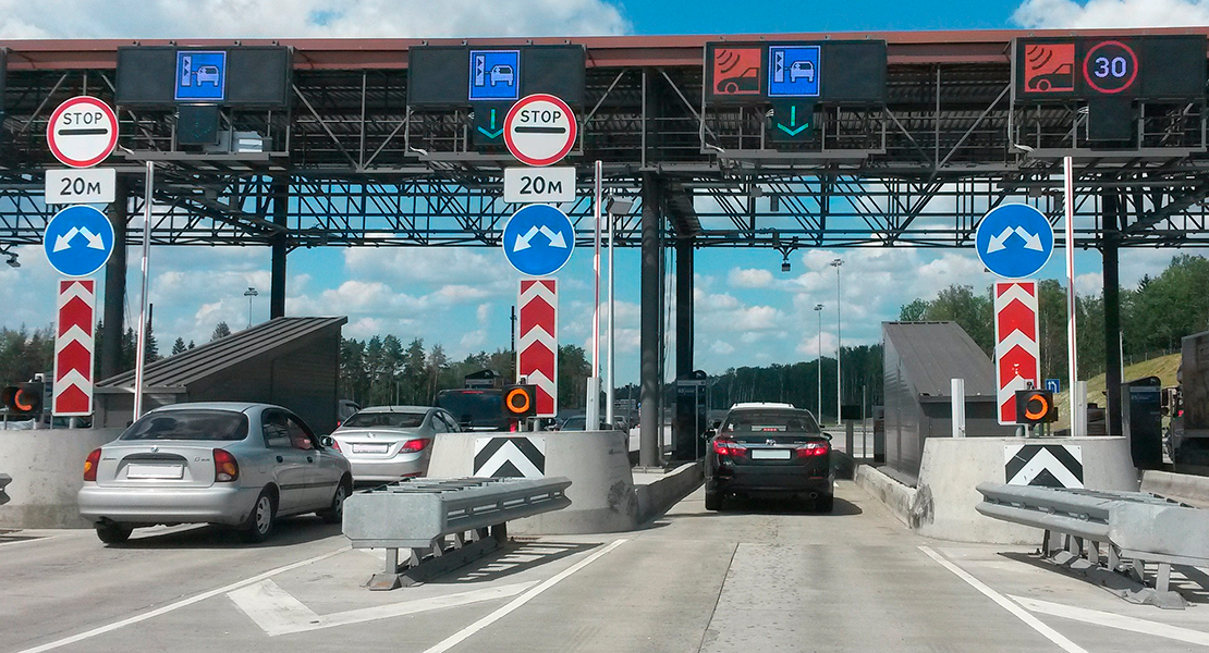 Los peajes subirán de precio y estudian cobrar por circular en autovía