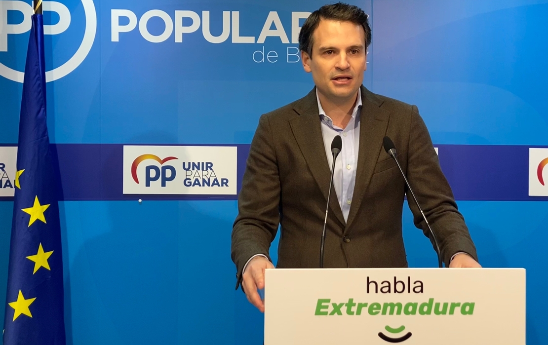 Abel Bautista: “Vara pide ilusión a los extremeños a cambio de maquetas”