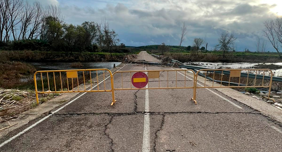 La otra carretera extremeña que también quedó intransitable y no arreglan