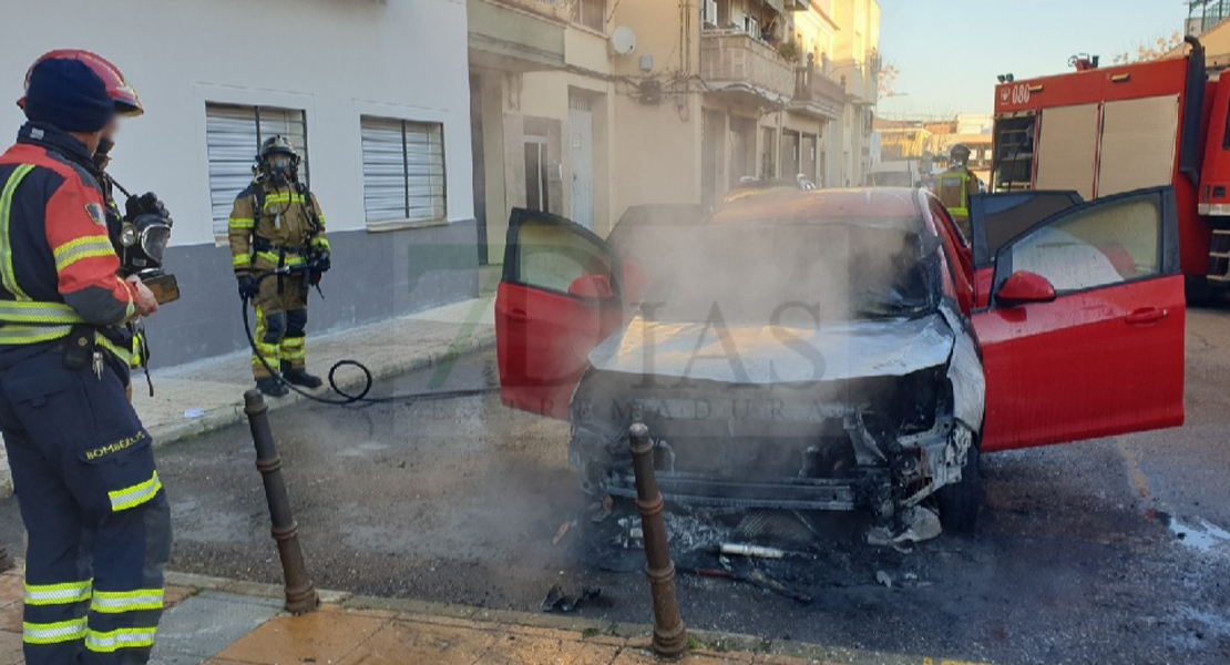 Investigan dos incendios en apenas unas horas en Badajoz: hay un detenido