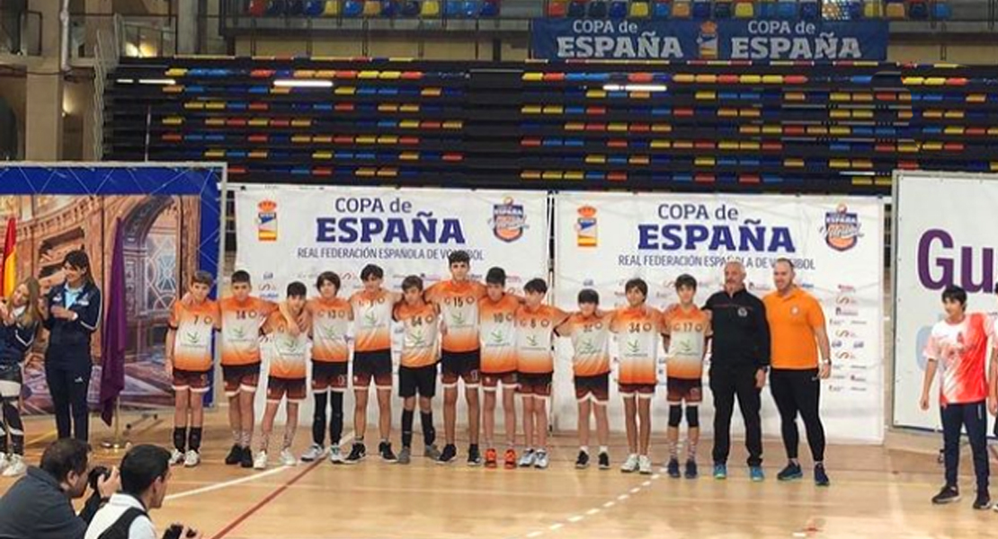Los pacenses ganan la Copa de España Infantil N2 de voleibol