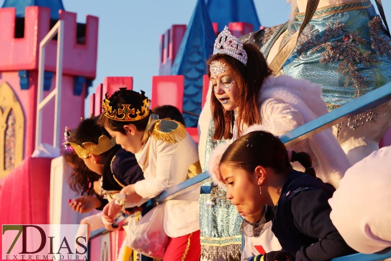 Los Reyes Magos de Oriente llenan de magia e ilusión las calles de Badajoz