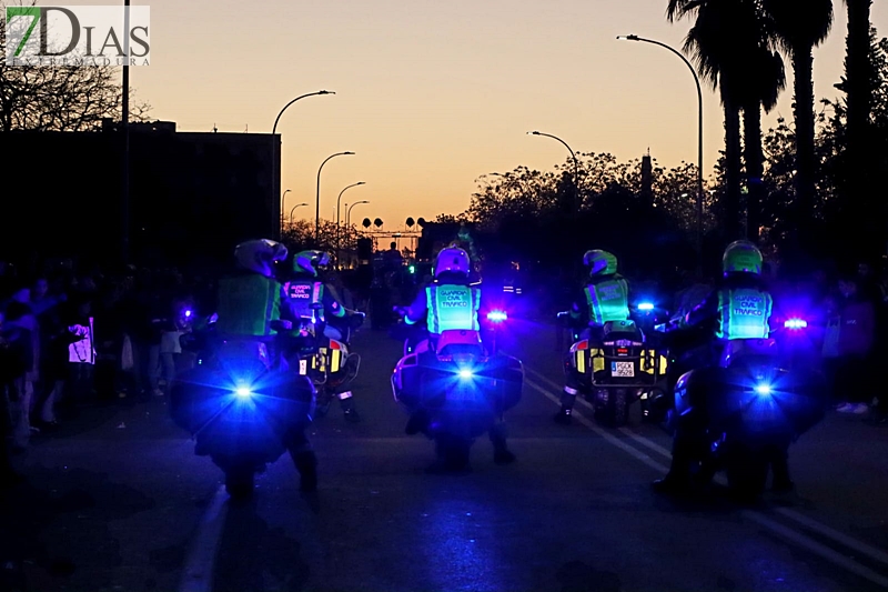 Los Reyes Magos de Oriente llenan de magia e ilusión las calles de Badajoz