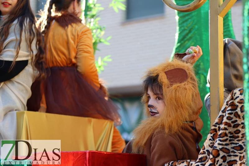 Los Reyes Magos de Oriente llenan de magia e ilusión las calles de Badajoz